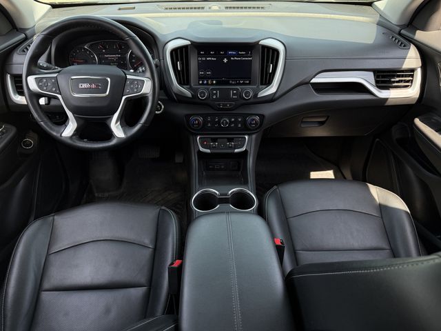 Used 2024 Ebony Twilight Metallic GMC SLT image 11