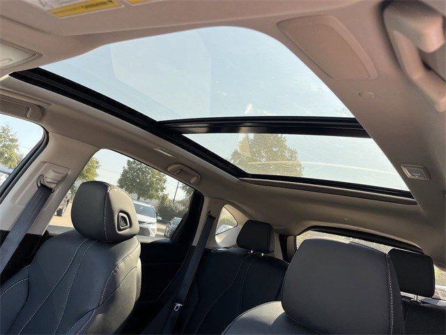 Used 2025 Majestic Black Pearl Acura Technology Package image 27