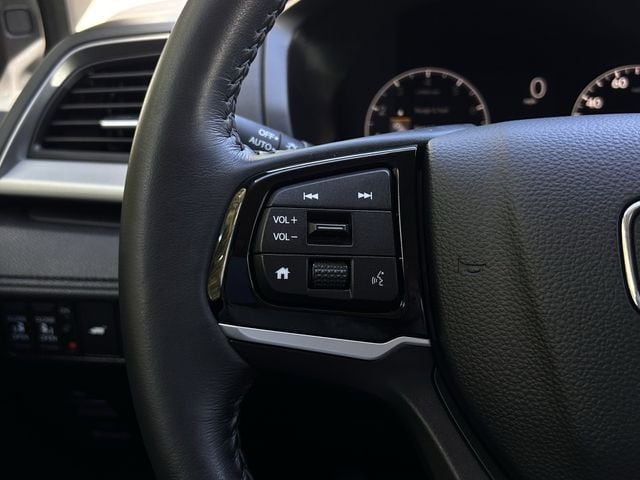 Used 2025 Modern Steel Metallic Honda EX-L image 14