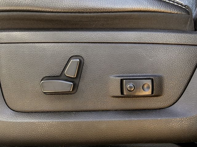 Used 2023 Bright White Clearcoat Ram Laramie image 27