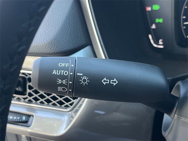 New 2026 Platinum White Pearl Acura Base image 23