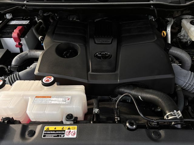 Used 2025 Magnetic Gray Metallic Toyota SR image 31