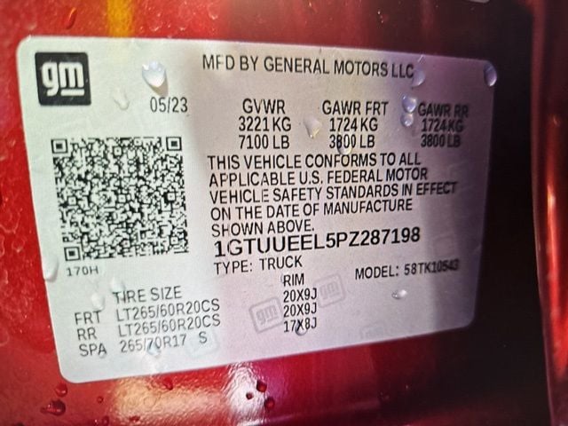 Used 2023 Volcanic Red Tintcoat GMC AT4 image 13