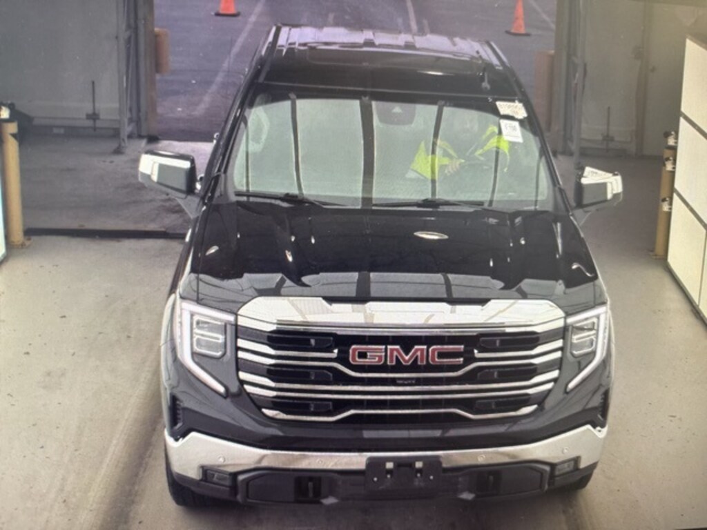 Used 2023 GMC Sierra 1500 SLT Truck Crew Cab
