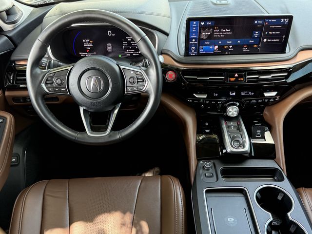 Certified Used 2025 Liquid Carbon Metallic Acura Technology Package image 11