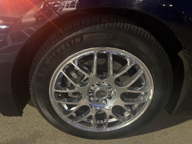 2021 Toyota Avalon XLE photo 3