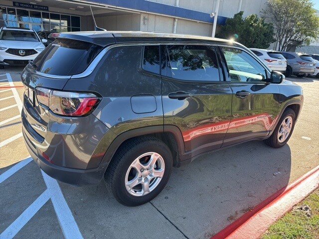 2022 Jeep Compass Sport photo 4