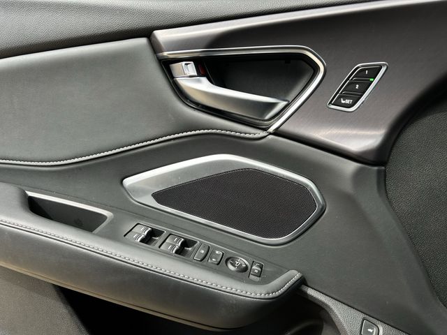 Certified Used 2025 Majestic Black Pearl Acura Base image 24