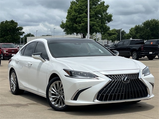 Used 2022 Lexus ES 350 Ultra Luxury with VIN 58AFZ1B12NU124593 for sale in Arlington, TX
