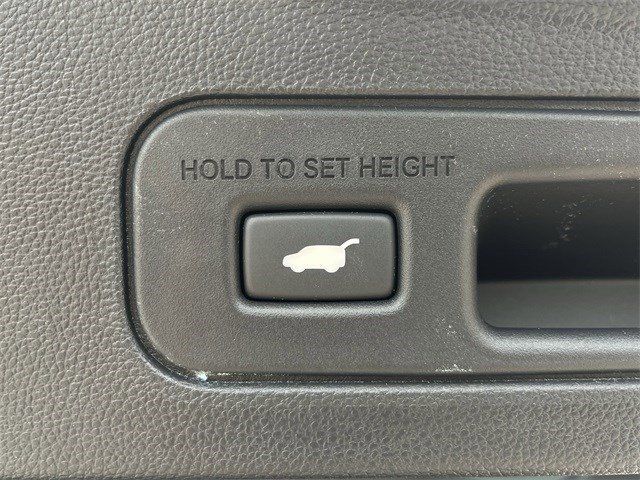 Used 2026 Liquid Carbon Metallic Acura Technology Package image 33