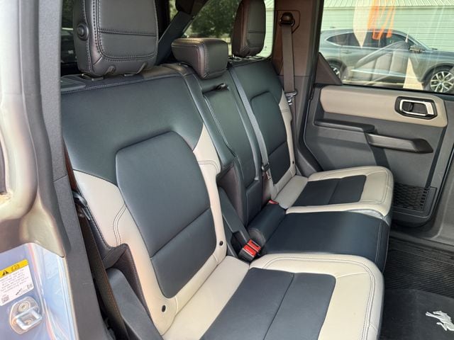 Used 2024 Azure Gray Metallic Tri-Coat Ford Wildtrak image 27