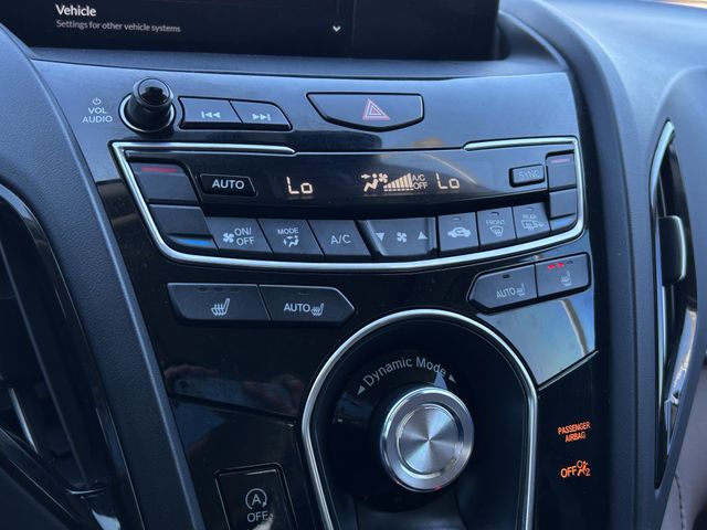 Certified Used 2022 Platinum White Pearl Acura Technology Package image 20