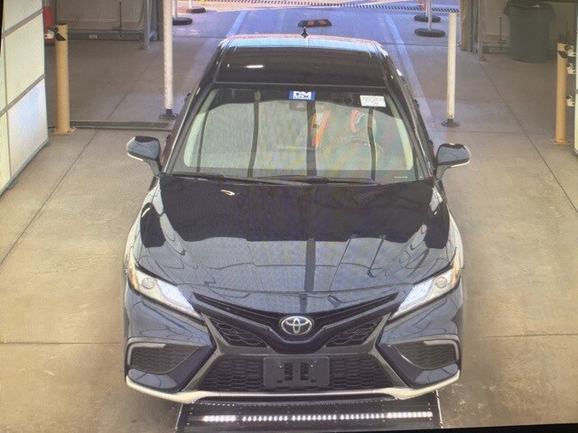 2022 Toyota Camry XSE photo 2