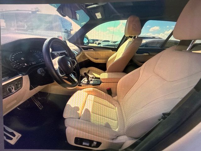 Used 2021 Alpine White BMW sDrive30i image 6