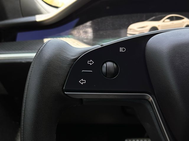 Used 2021 Pearl White Multi-Coat Tesla Plaid image 13