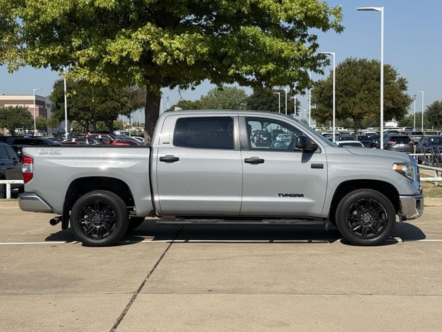 Used 2020 Cement Toyota SR5 image 3