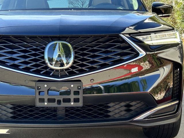Certified Used 2025 Majestic Black Pearl Acura Technology Package image 9