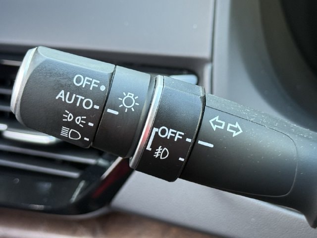 Used 2021 Majestic Black Pearl Acura Advance Package image 21
