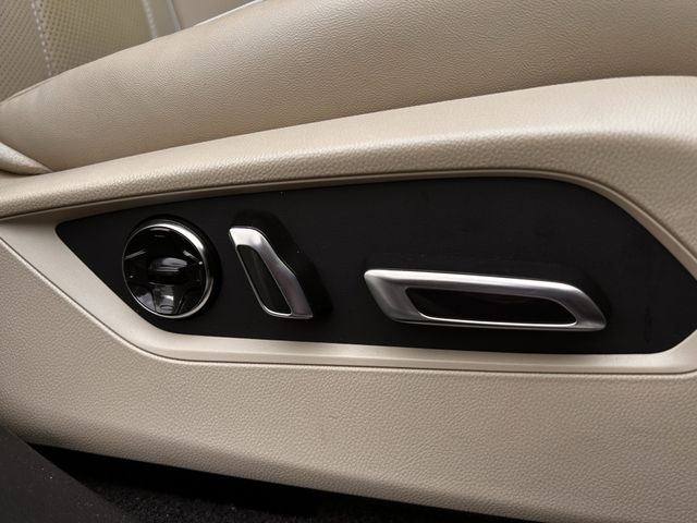 Used 2023 Platinum White Pearl Acura Advance Package image 31