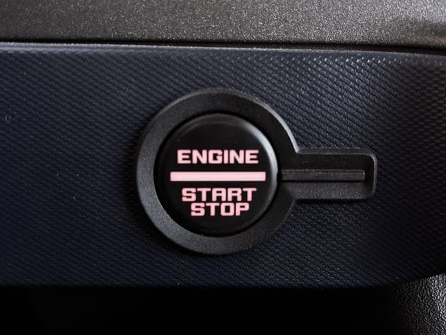 Used 2022 Orange Ford Raptor image 26