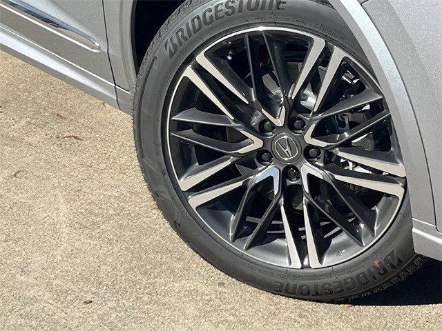 New 2026 Solar Silver Metallic Acura SH-AWD Advance Package image 10