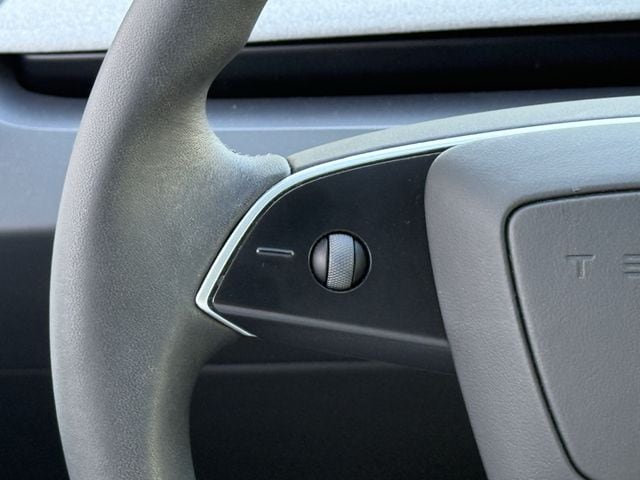 Used 2025 Pearl White Multi-Coat Tesla Long Range image 13