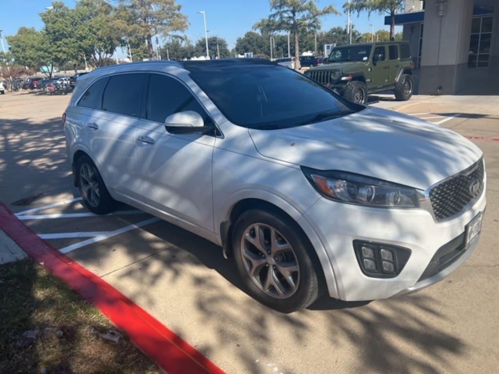 Used 2016 Kia Sorento 2.0T SXL FWD SUV