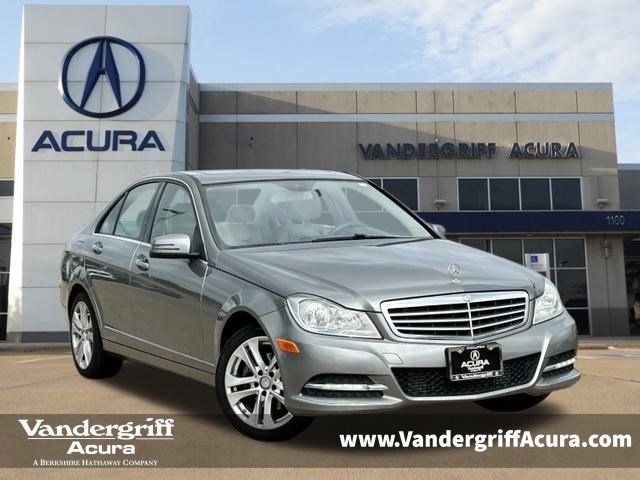2013 Mercedes-Benz C-Class C250 Luxury's photo