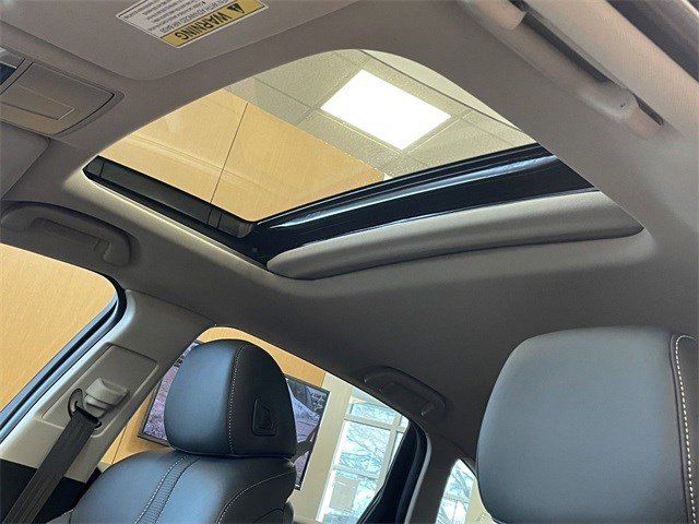 Used 2025 Majestic Black Pearl Acura Technology Package image 22