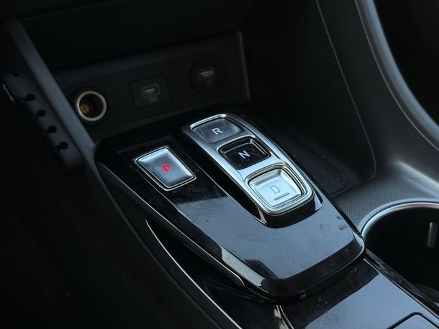 Used 2023 Curated Silver Hyundai SEL image 19