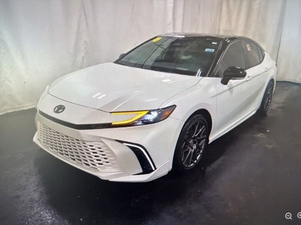 Used 2025 Toyota Camry XSE Sedan