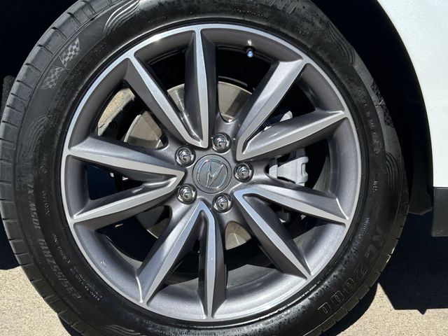 Certified Used 2022 Platinum White Pearl Acura Technology Package image 10