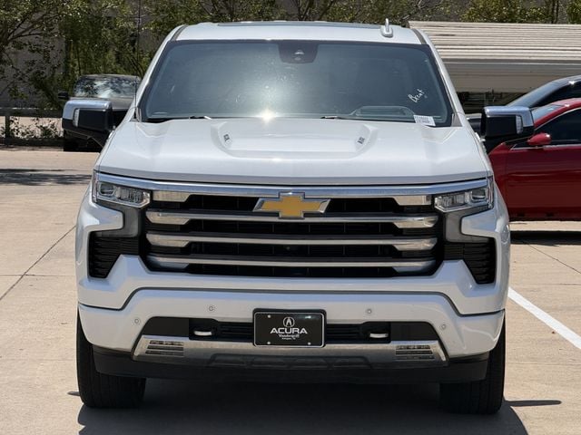 Used 2023 Iridescent Pearl Tricoat Chevrolet High Country image 10