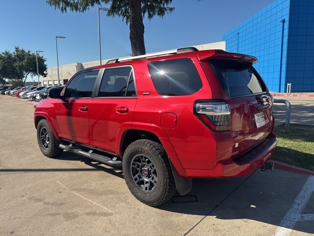 2021 Toyota 4Runner SR5 Premium photo 3