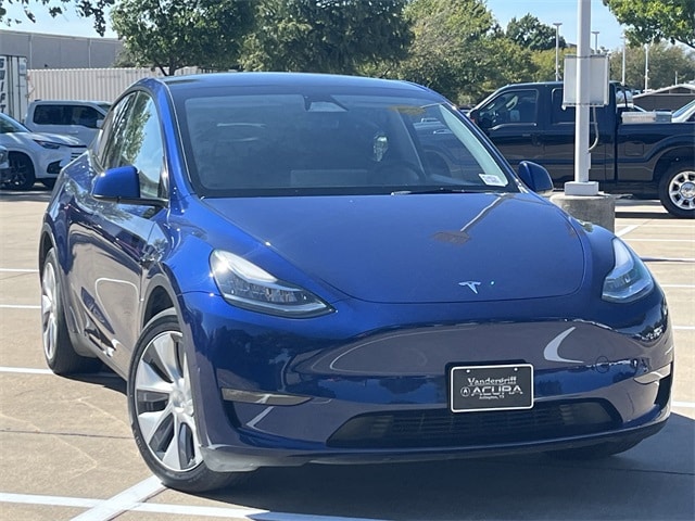 Used 2023 Tesla Model Y Long Range with VIN 7SAYGDEE1PA148678 for sale in Northfield, Minnesota