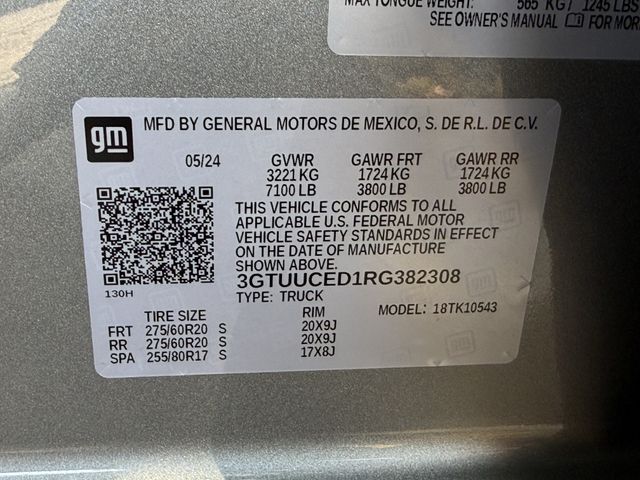 Used 2024 Sterling Metallic GMC Elevation image 30