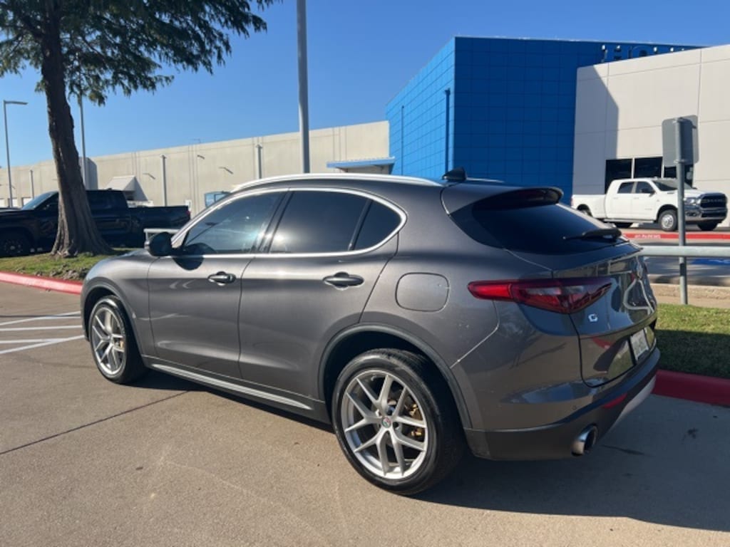 Used 2018 Alfa Romeo Stelvio SUV