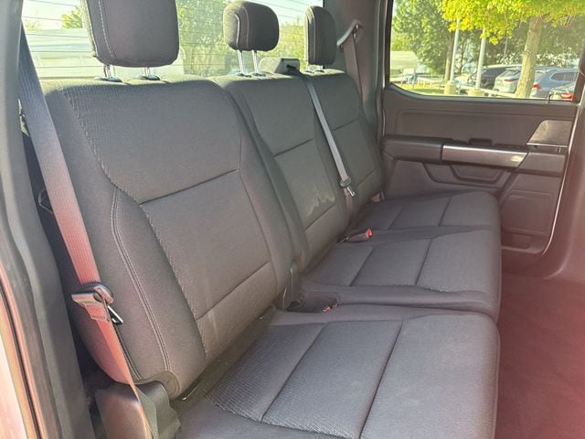 Used 2021 Oxford White Ford XLT image 28