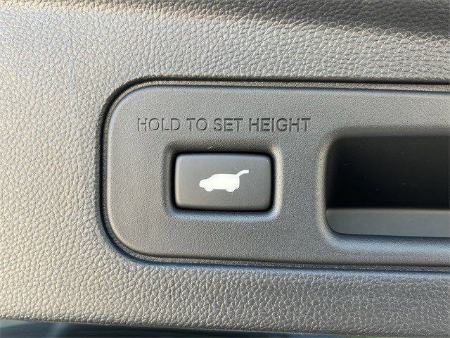 New 2026 Platinum White Pearl Acura FWD Technology Package image 34