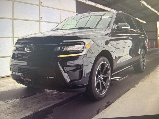 2022 Ford Expedition Limited photo 3