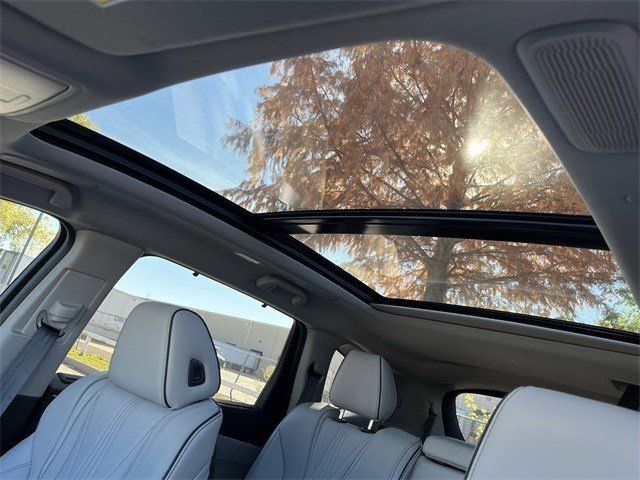 New 2026 Solar Silver Metallic Acura SH-AWD Advance Package image 15