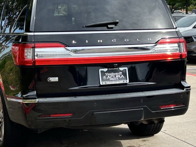 Used 2018 Burgundy Velvet Metallic Tinted Clearcoat Lincoln Premiere image 6