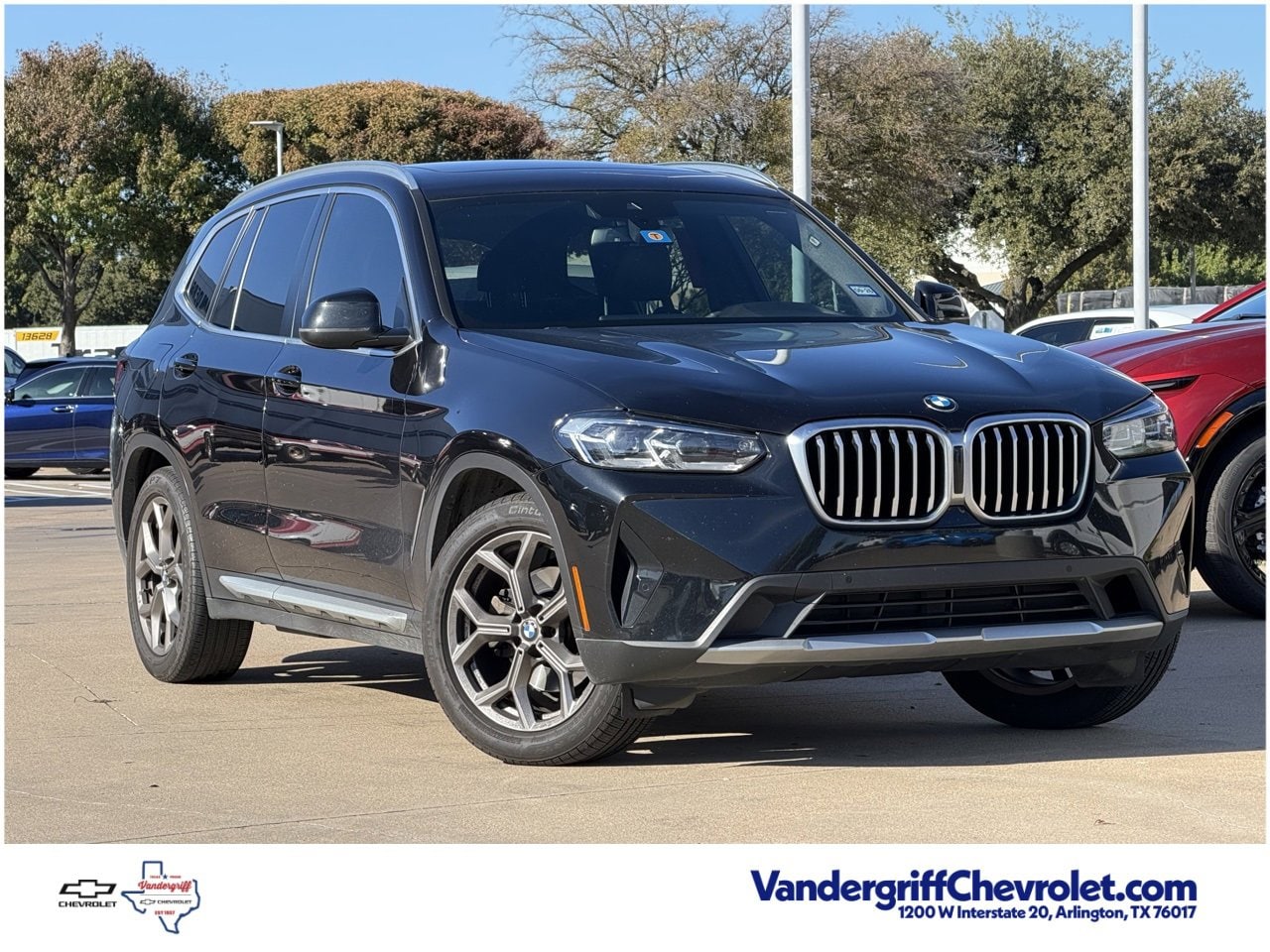 2022 BMW X3 30i's photo