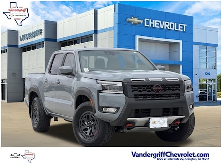 2025 Nissan Frontier Crew Cab PRO-4X 4x4 Truck Crew Cab