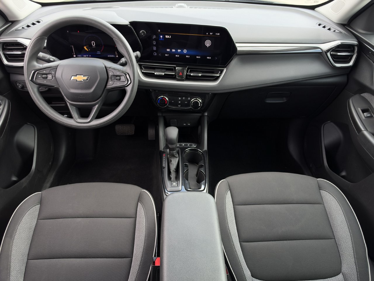 2025 Chevrolet Trailblazer LT - Photo 10