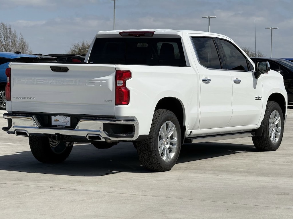 New 2026 Chevrolet Silverado 1500 LTZ Truck Crew Cab