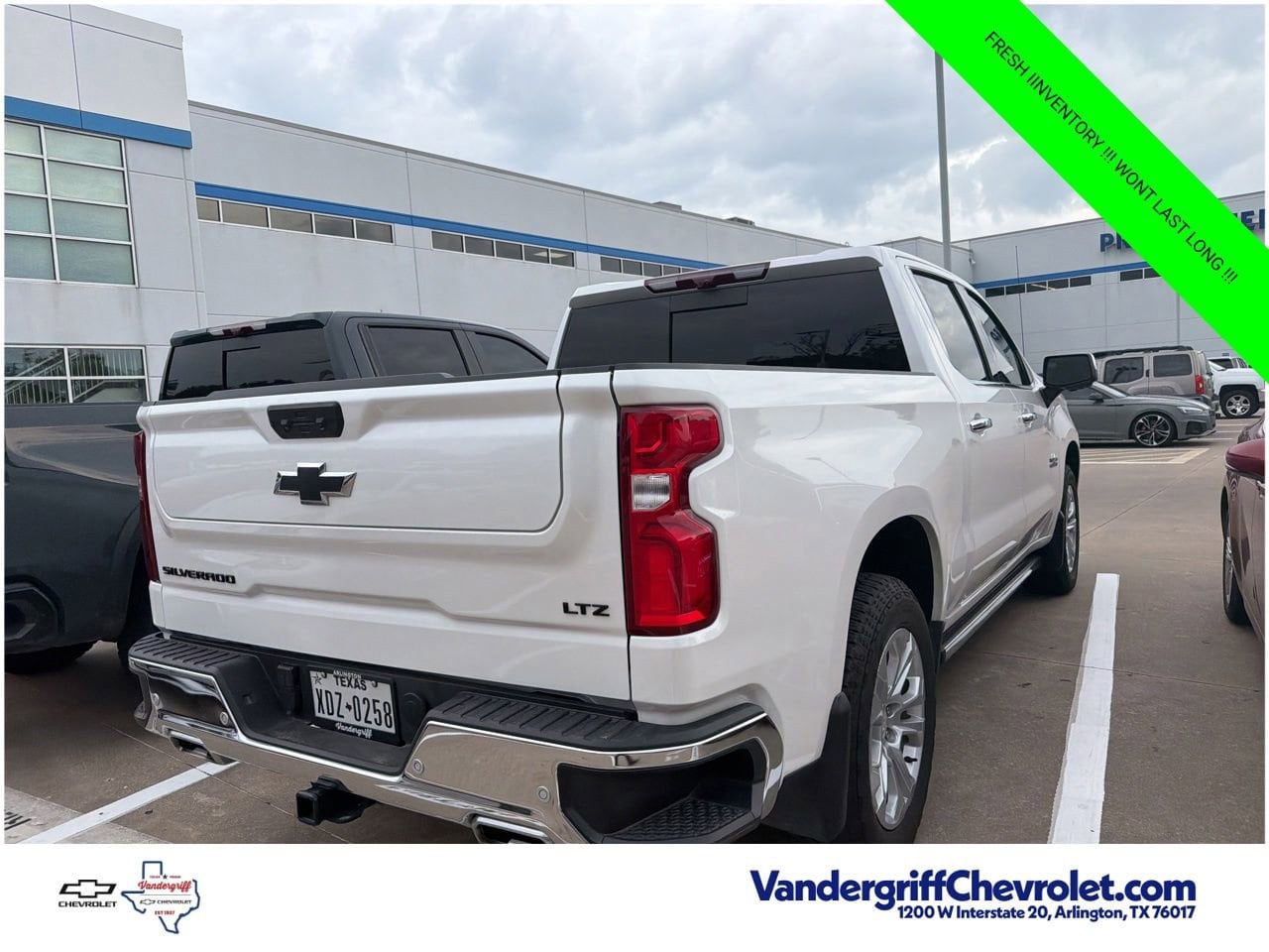 2025 Chevrolet Silverado 1500 LTZ - Photo 11