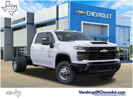 2025 Chevrolet Silverado 3500 HD Chassis Cab Work Truck Truck Crew Cab