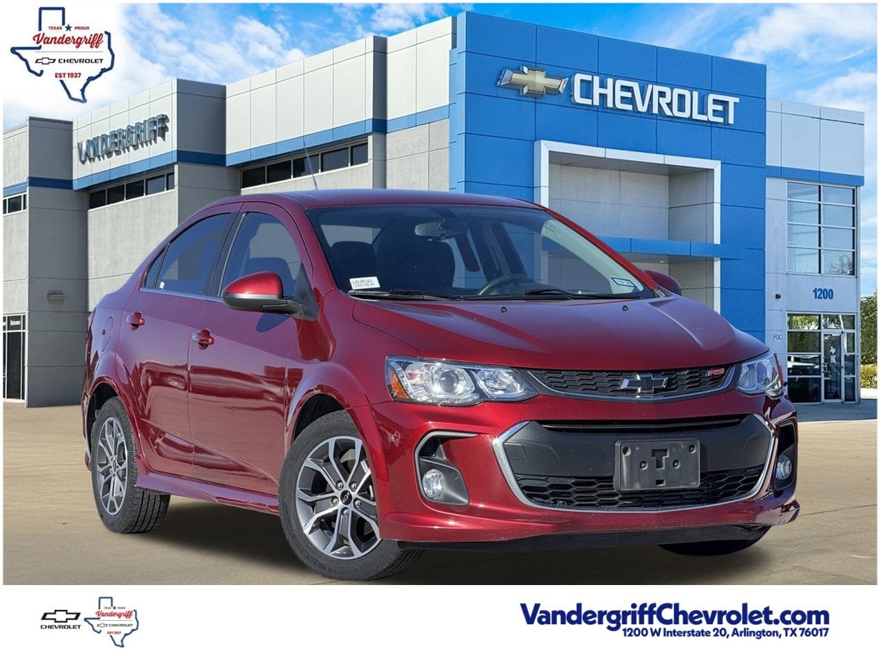 2020 Chevrolet Sonic LT's photo