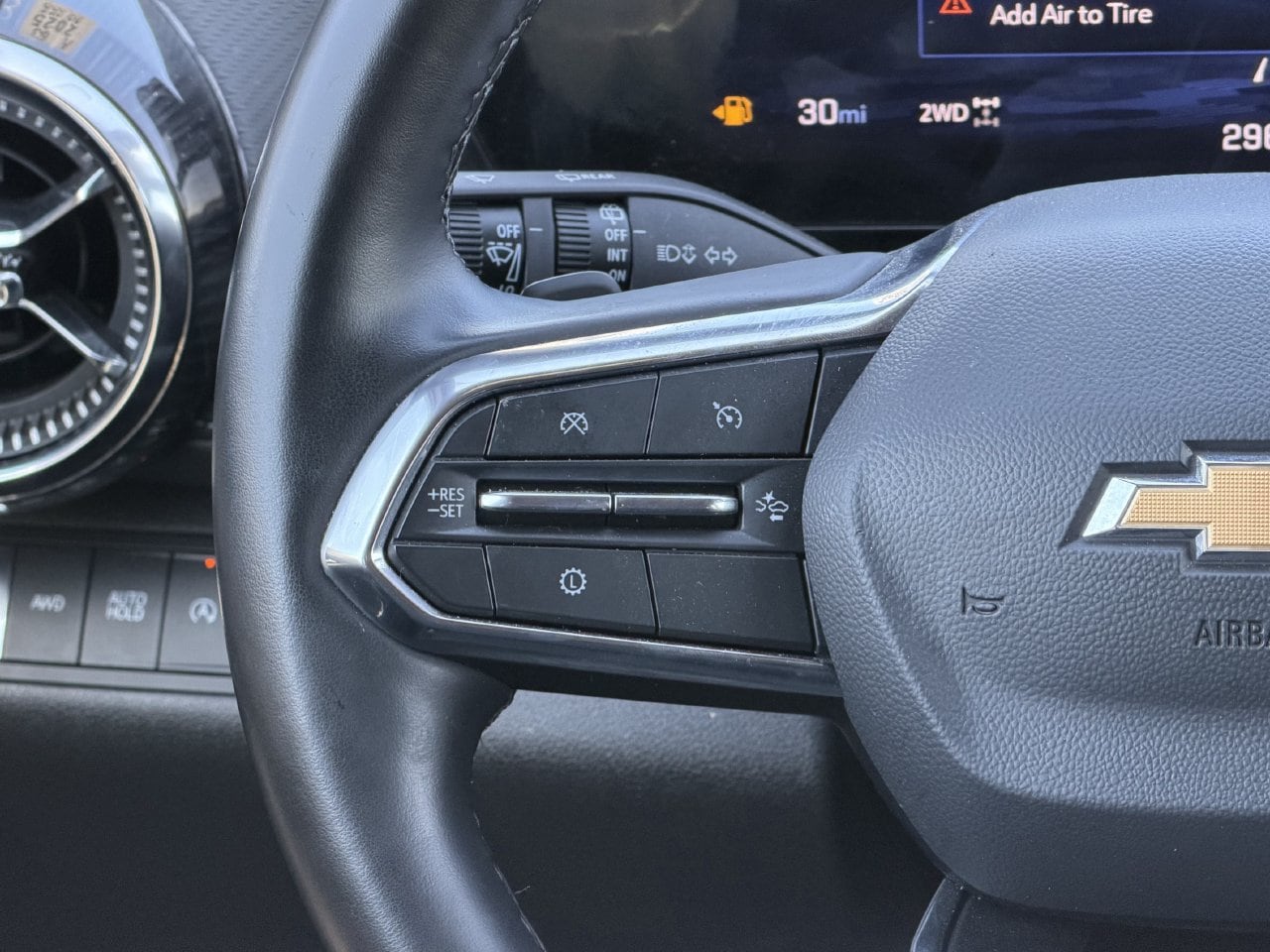 2025 Chevrolet Equinox LT - Photo 13
